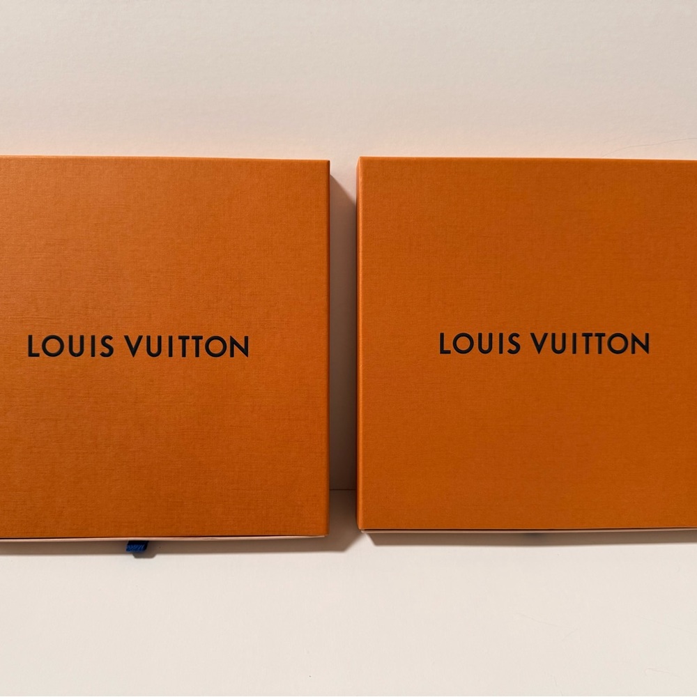 Louis Vuitton Orange Box with Red and Blue Accents - Picture 9 of 15